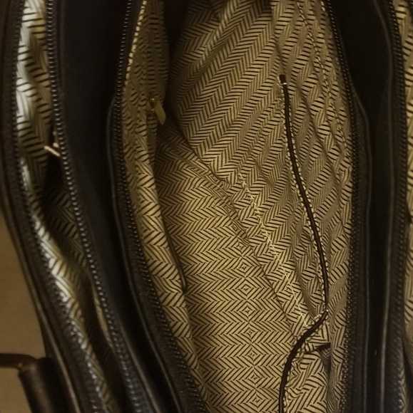 Elizabeth Satchel Black by Joan Vass - Picture 9 of 9